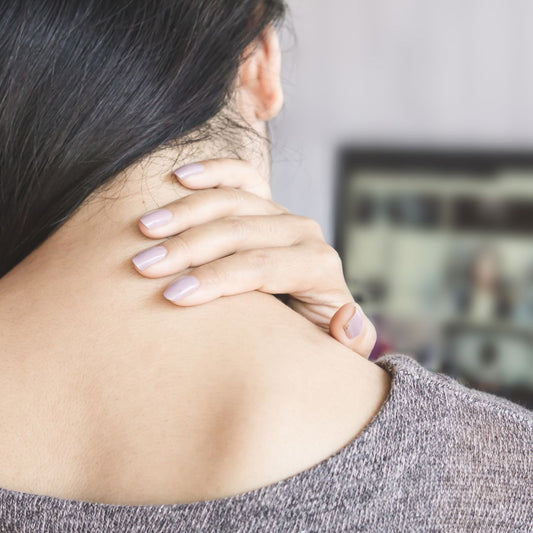 9 Tips to Reduce the Pain in Your Neck