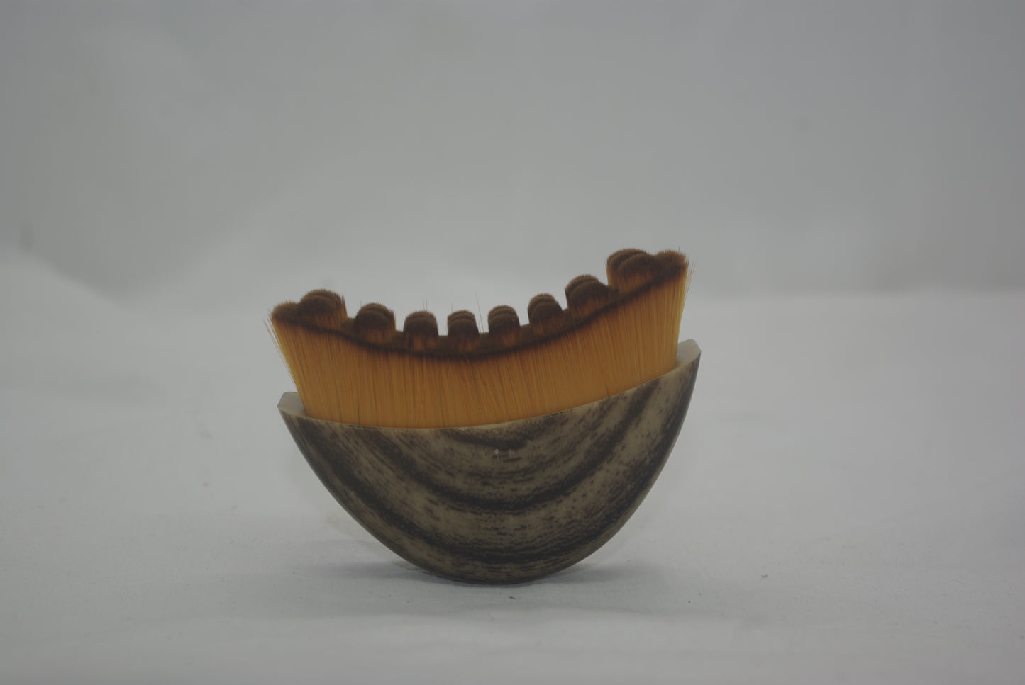 Contouring Facial Brush