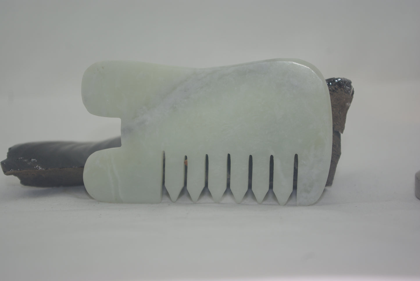 Gua Sha Tool Jade with Comb